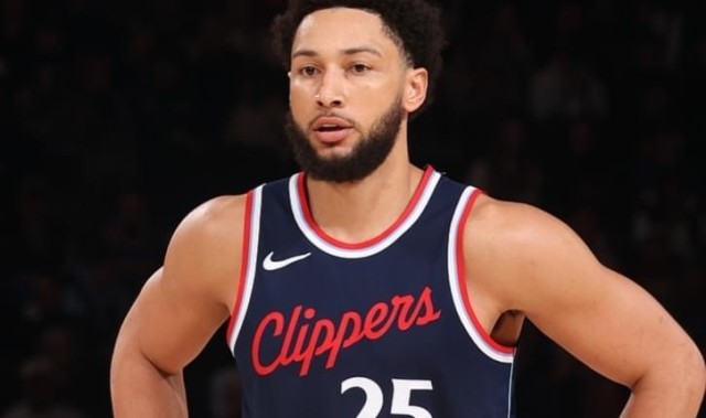 胃口不小！名记：尼克斯的报价目前已被拒绝，西蒙斯想要大合同