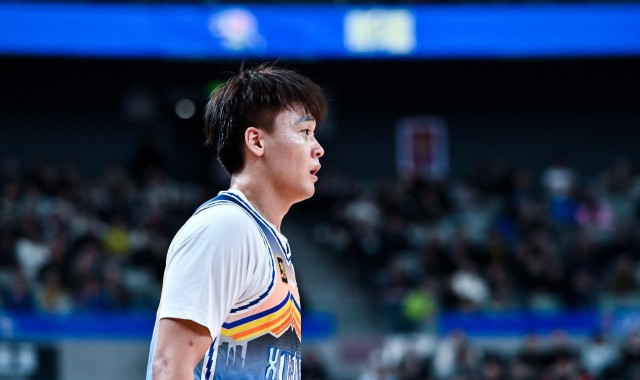 媒体人：若交易达成 陈盈骏+赵睿+雷蒙+曾凡博+周琦太奢华了