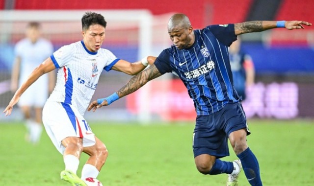 争冠路上掉链子，申花八月份五场比赛只得5分，难道是中超阿森纳